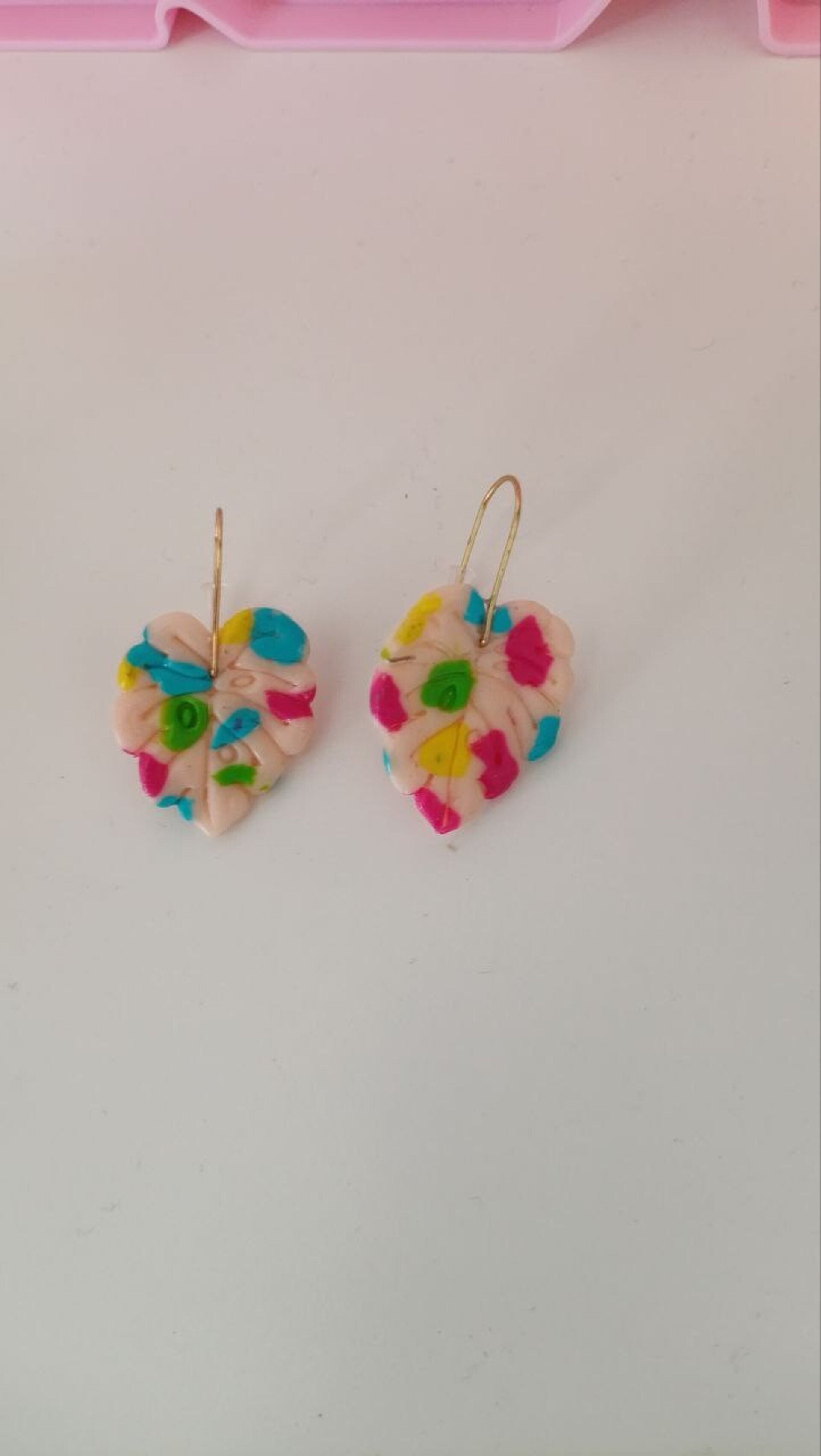 Pendientes de Arcilla polimerica modelo Adán Colorido - 2