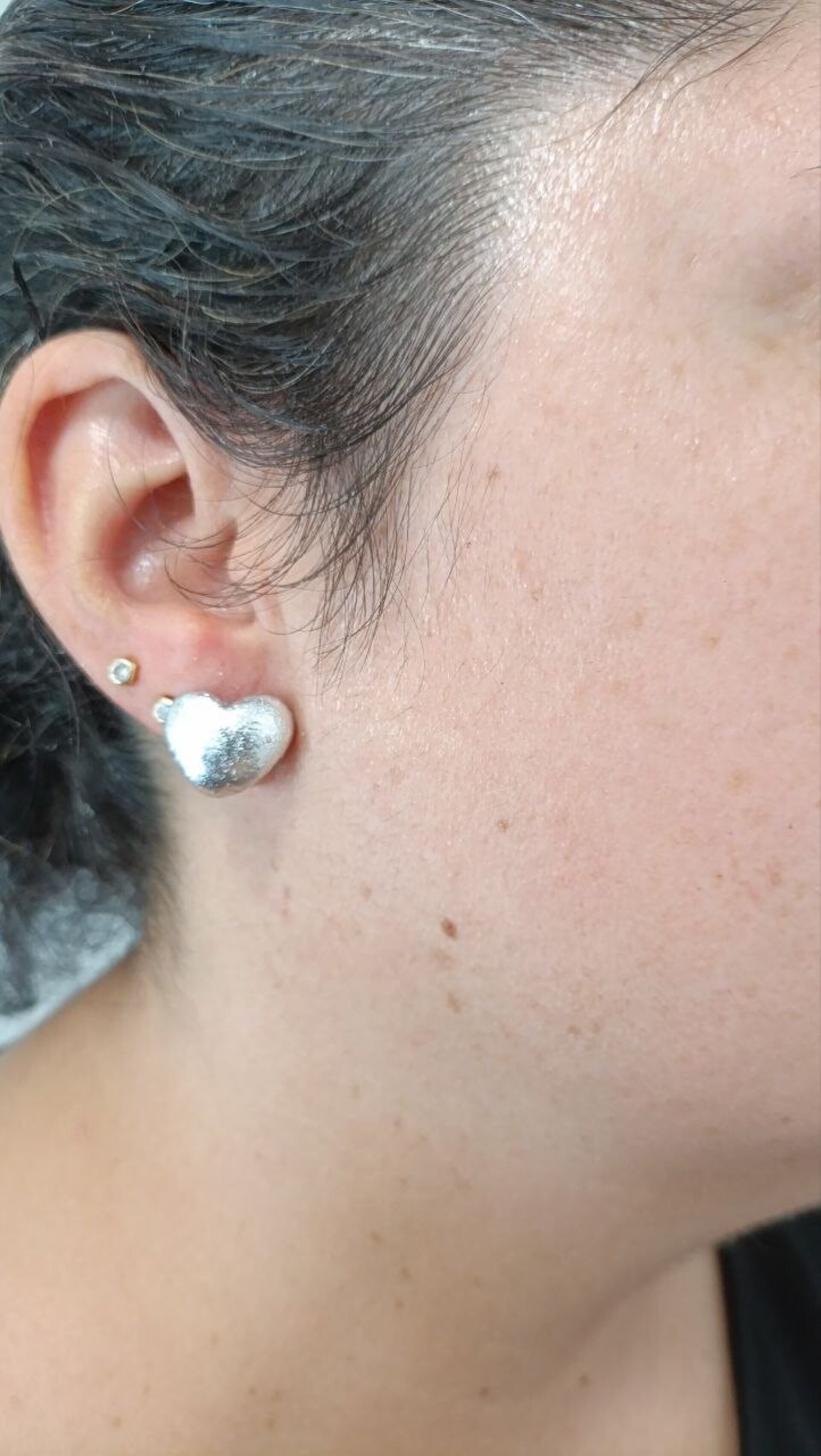 Pendientes pequeños de arcilla polimerica Amor plateado - 3