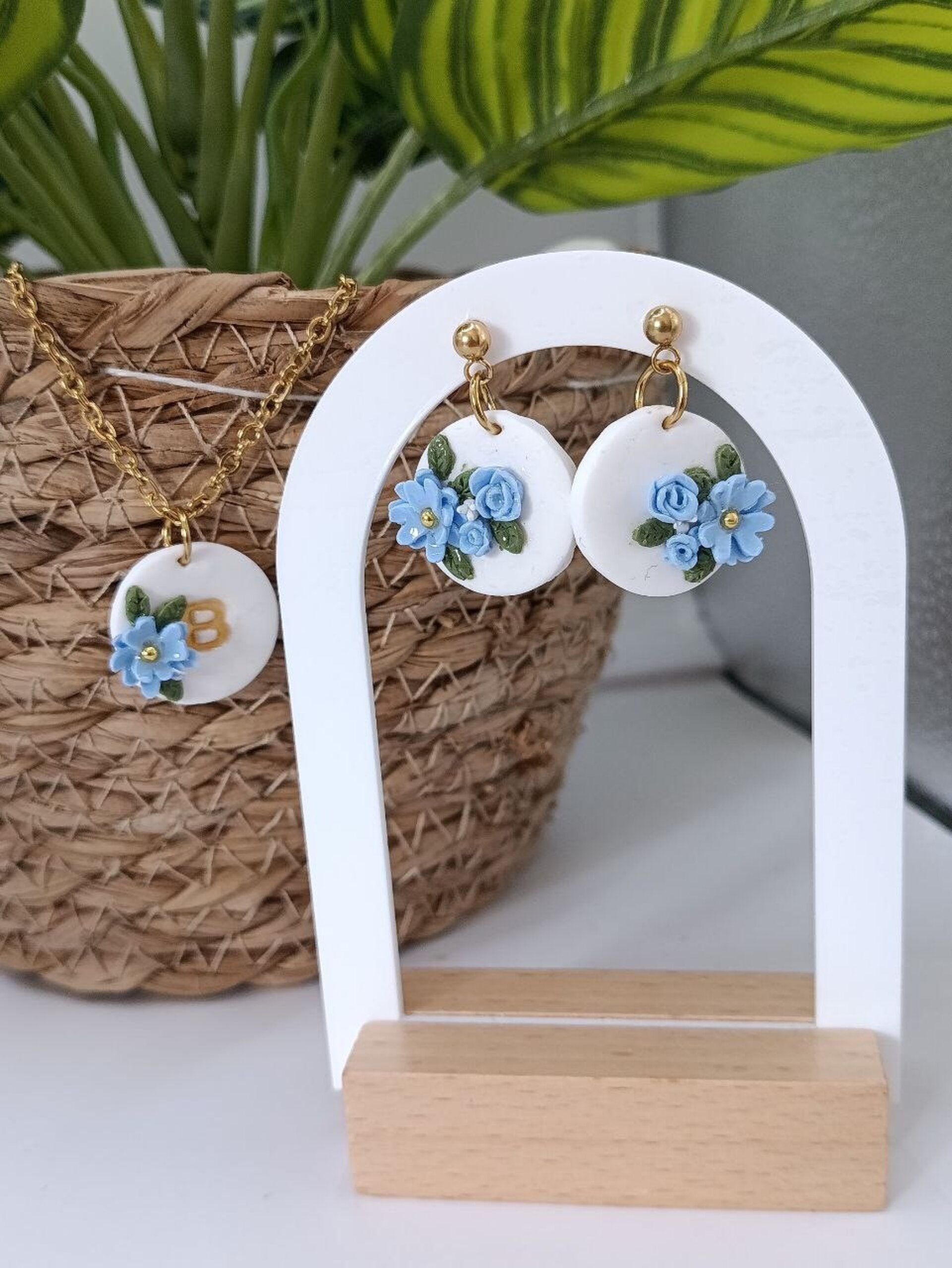 Conjunto de pendientes y colgante personalizado - 2
