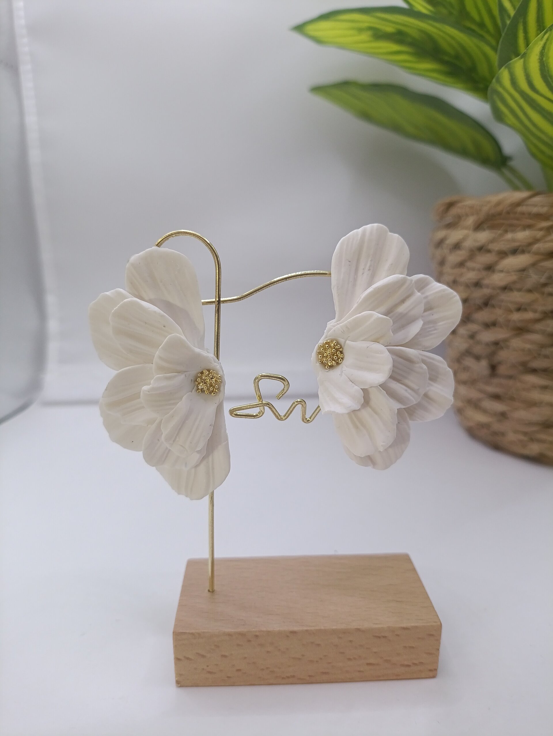 Pendientes para evento media flor - 6