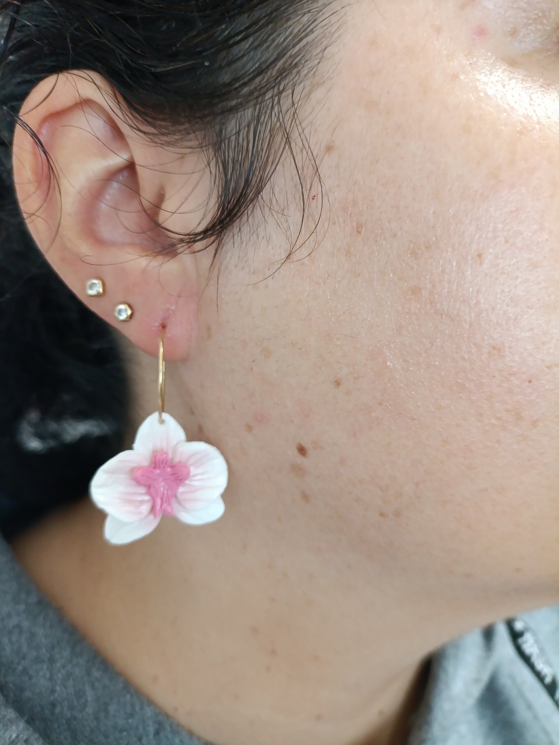 Pendientes de Arcilla Polimérica Orquídea Blanca - 6