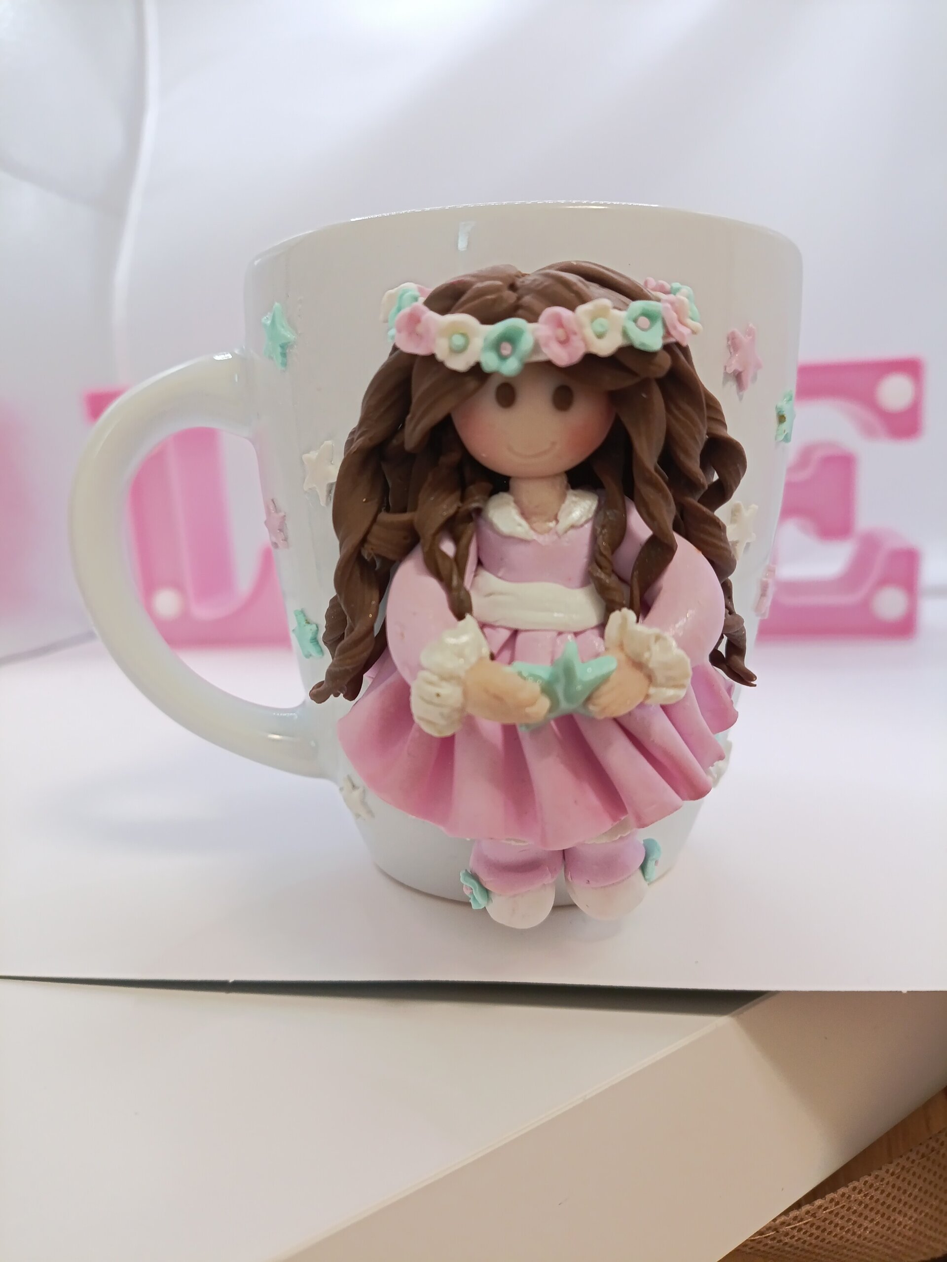 Taza personalizada con diseño de muñeca - 9