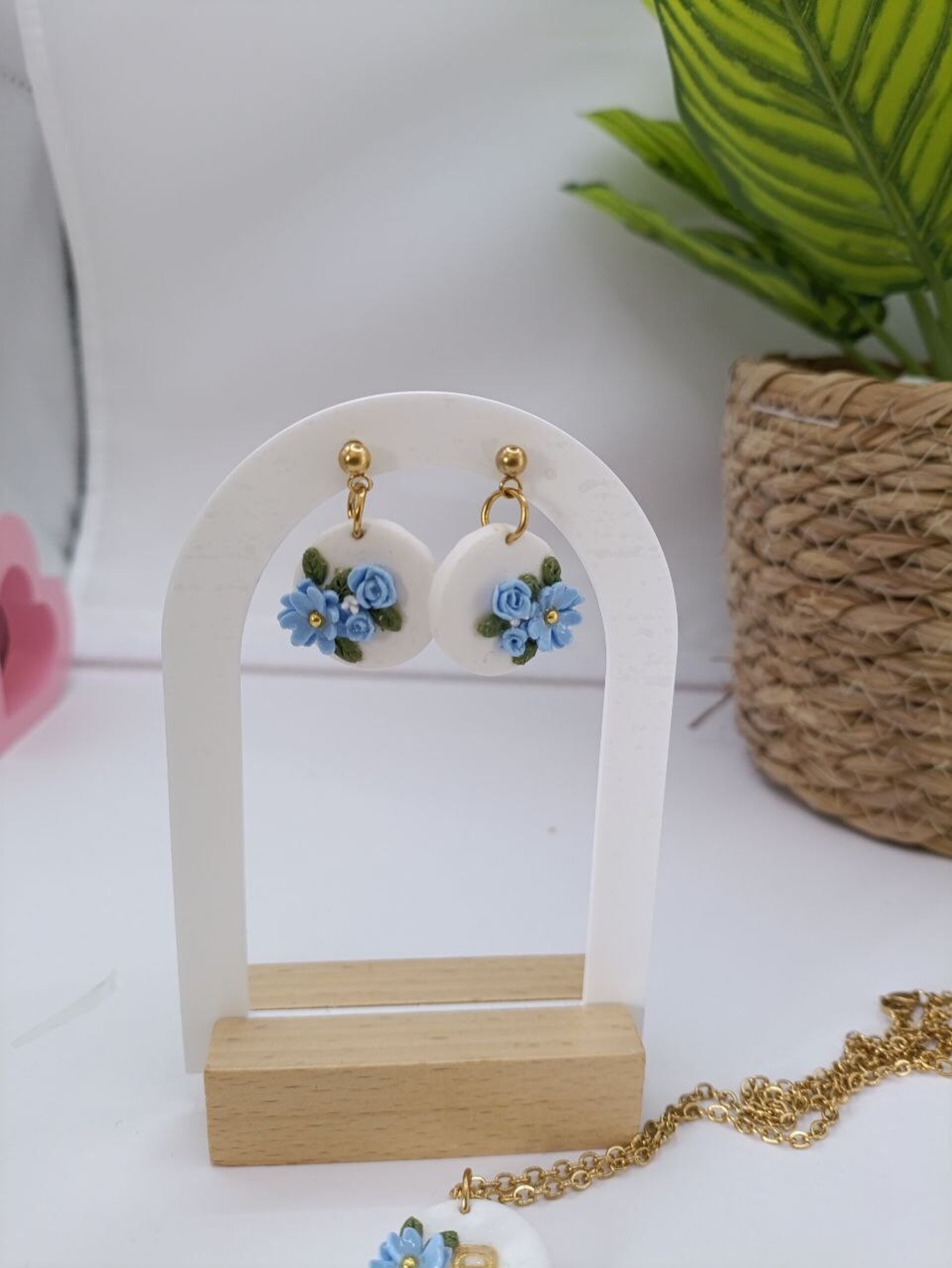 Conjunto de pendientes y colgante personalizado - 4