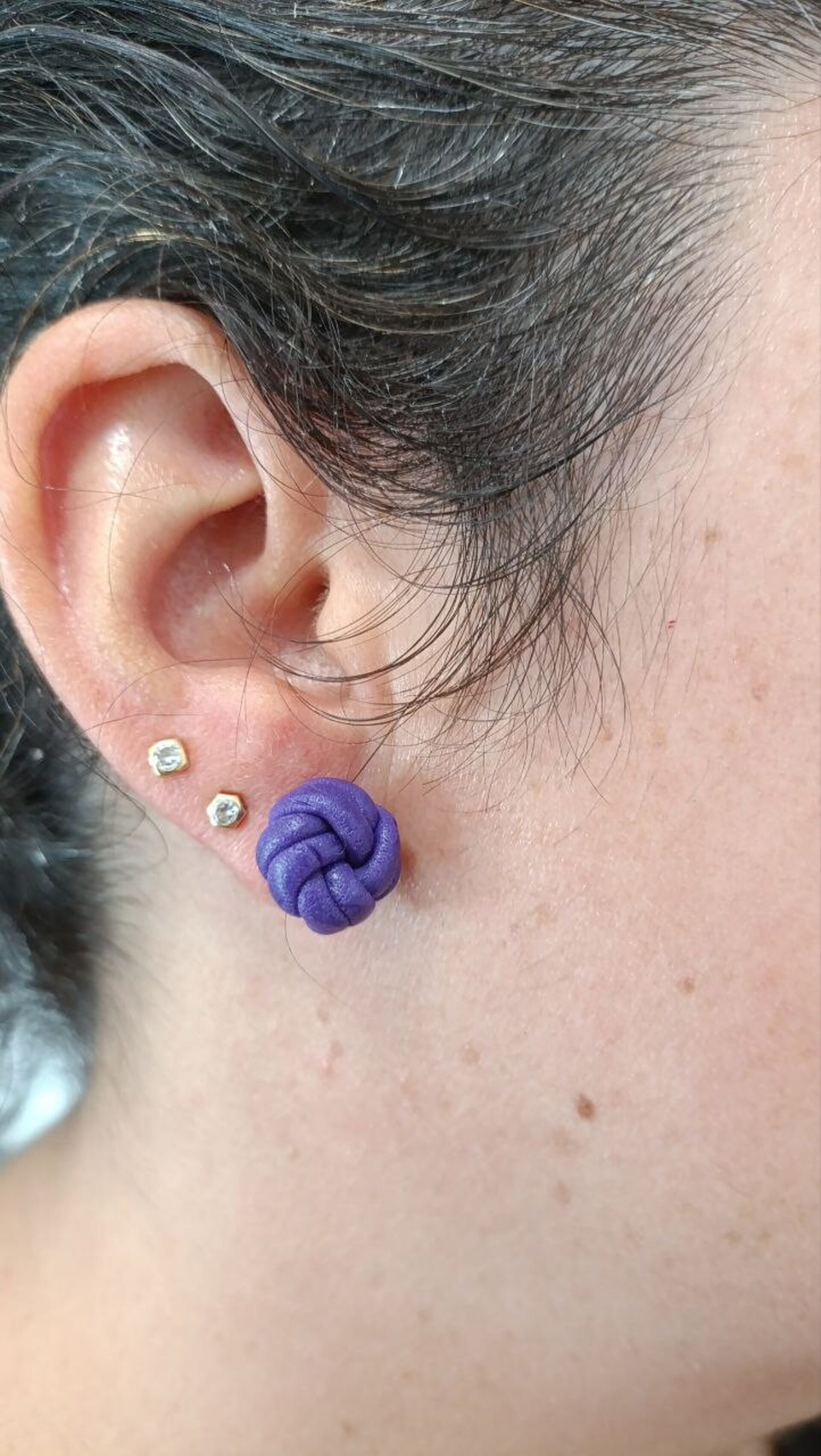 Pendientes pequeños Nudo - Varios colores - 12