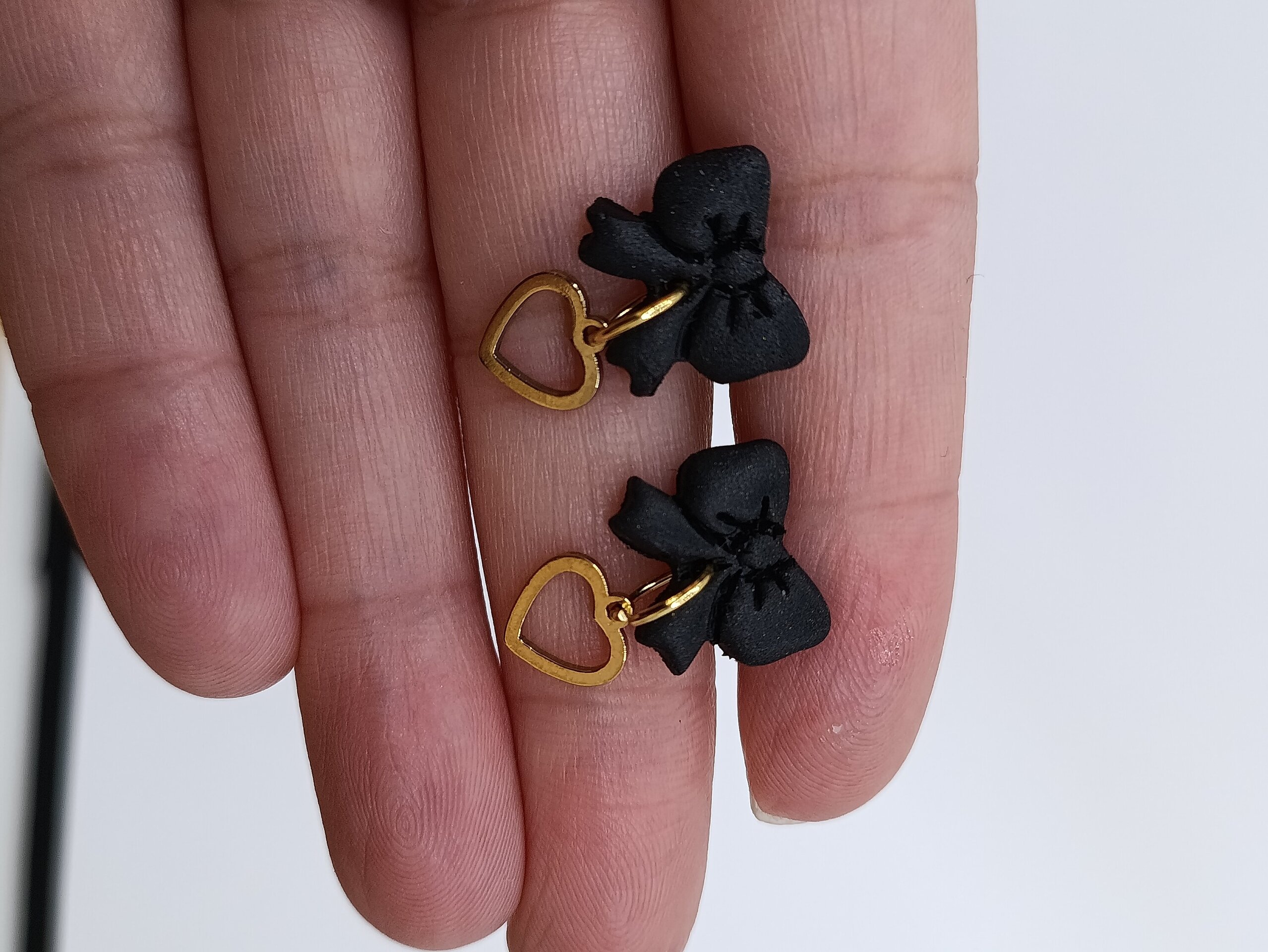 Pendientes pequeños arcilla polimerica lazo de amor - 6
