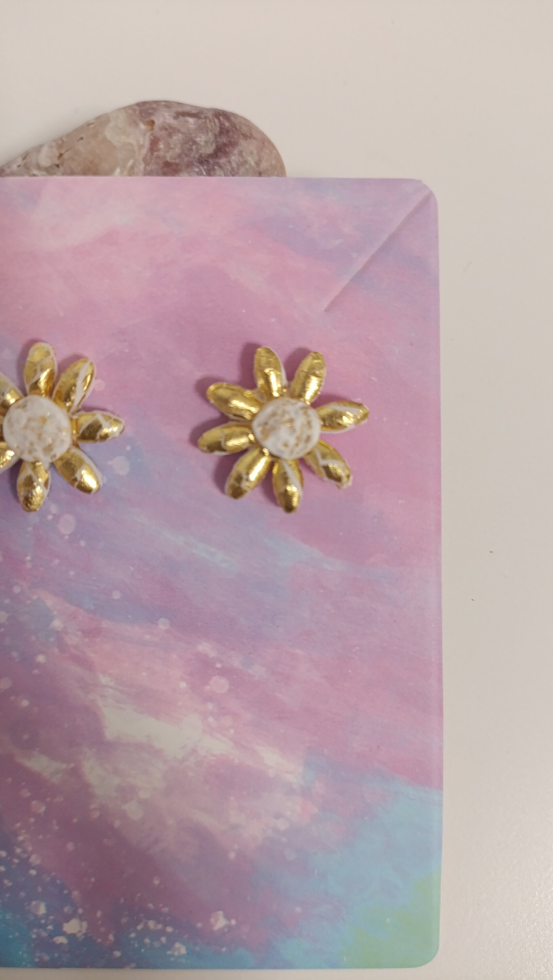 Pendientes pequeños Margarita dorada - 5