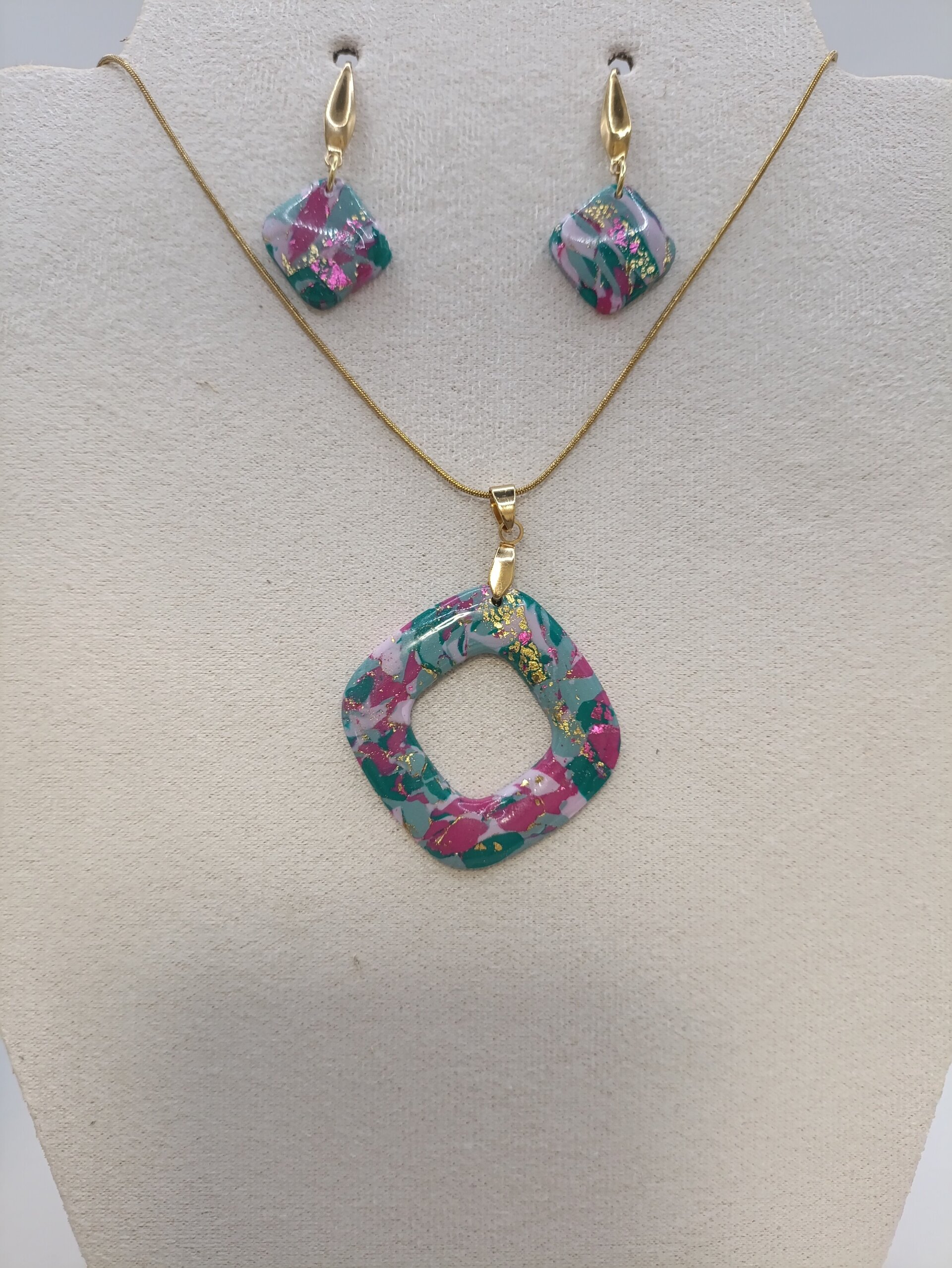 Conjunto de pendientes y colgante Jade - 4